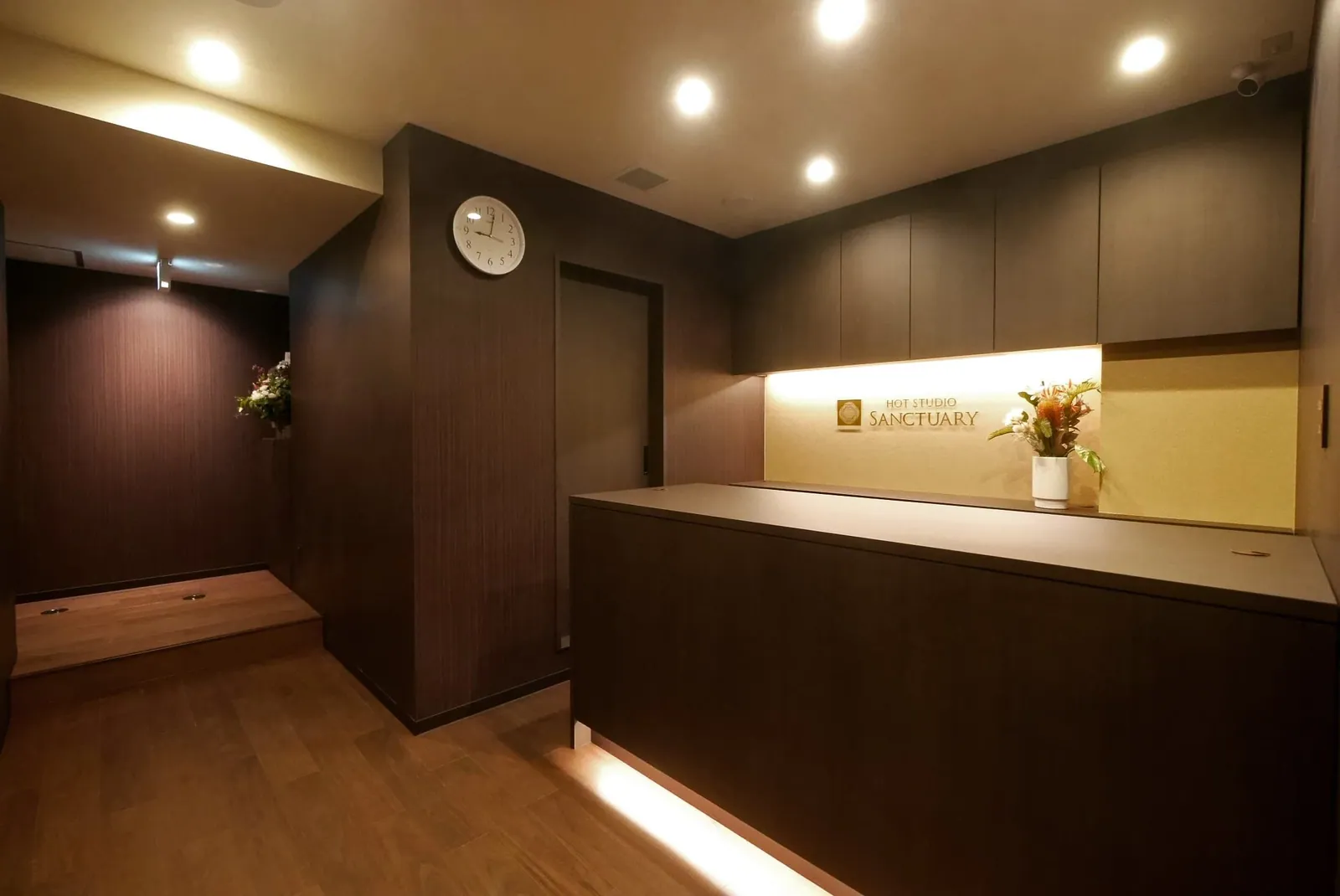 代官山店 フロント